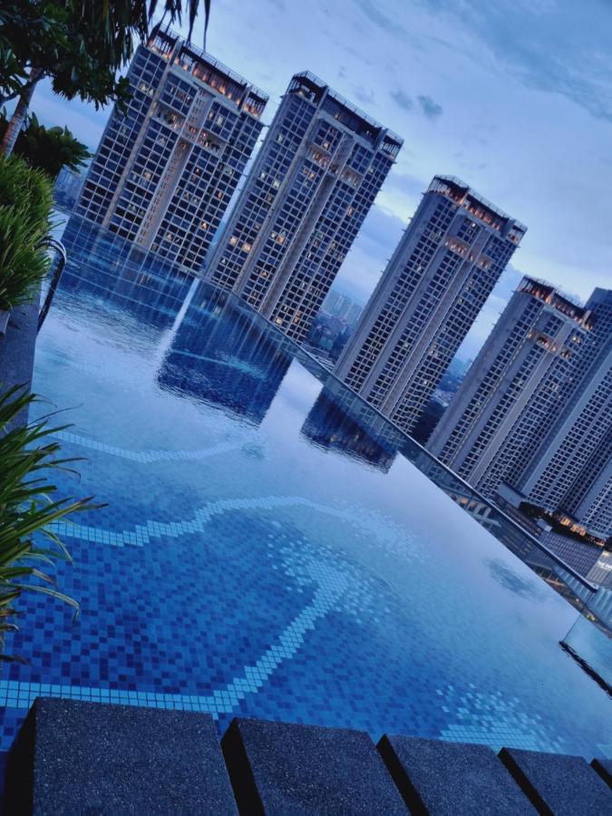 Pavilion 2 Revo L Rooftop Swimming Pool Ls15 Куала-Лумпур Экстерьер фото